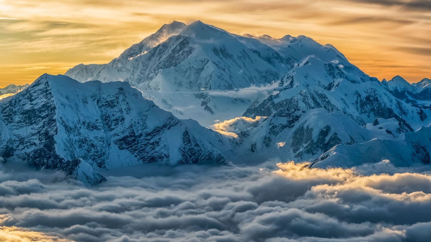 Sonnenuntergang am Mount Logan, Kanada